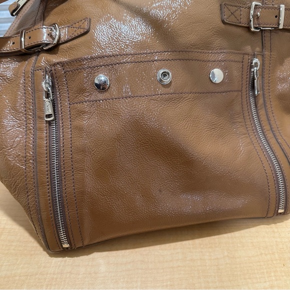 Yves Saint Laurent Patent Leather Large Downtown Tote Bag - Picture 7 of 16